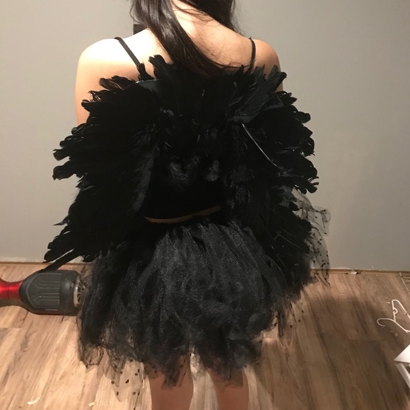 Angel wings with tutu - Picture 2 of 3